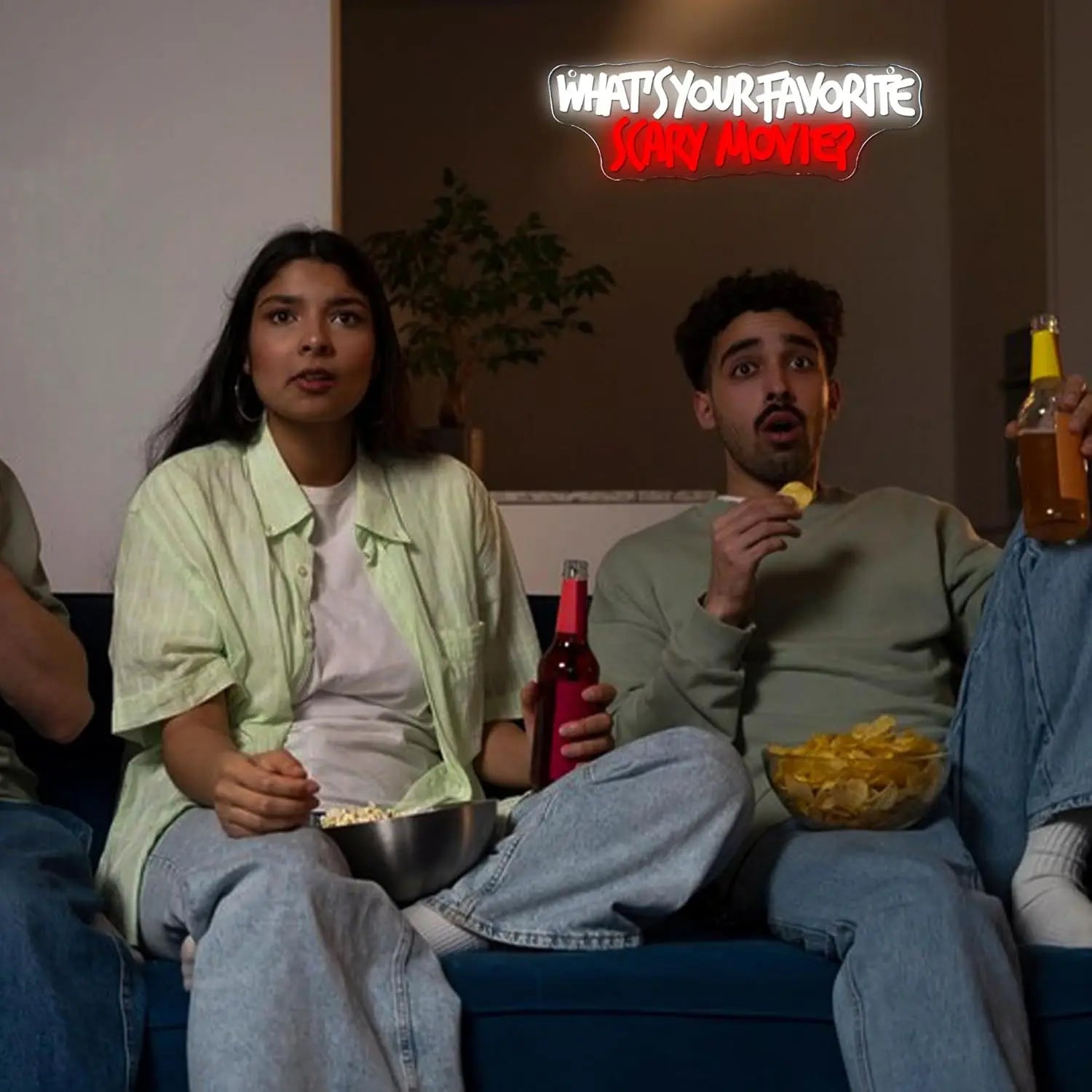 LED Neon Sign What Is Your Favorite Scary Movie Neon Light Wall Decor for Party Bedroom Outdoor House Bar Halloween USB Powered